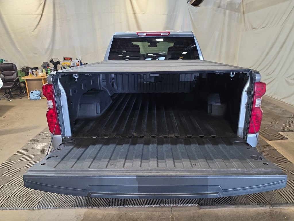 Used 2024 Chevrolet Silverado 1500 Custom Trail Boss w/ LPO, Dark Essentials Package AWD/4WD image 19