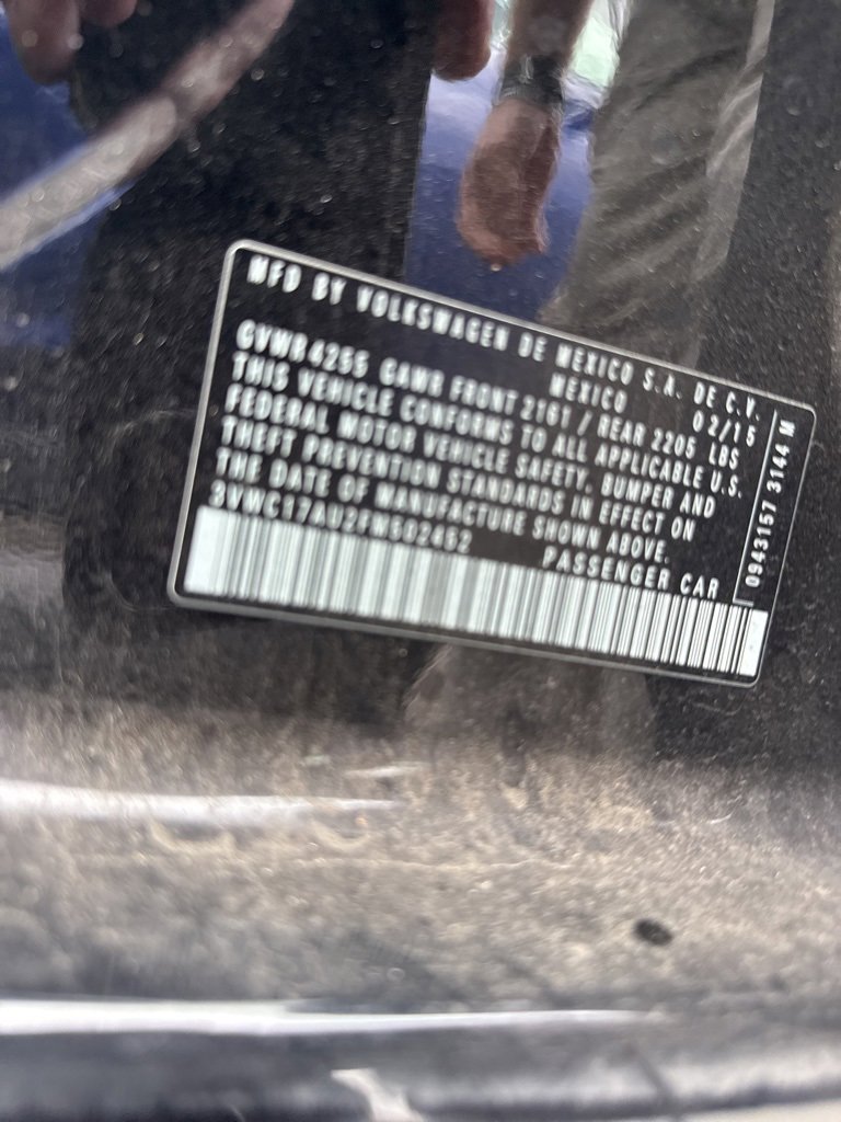 Used 2015 Volkswagen Golf S image 7