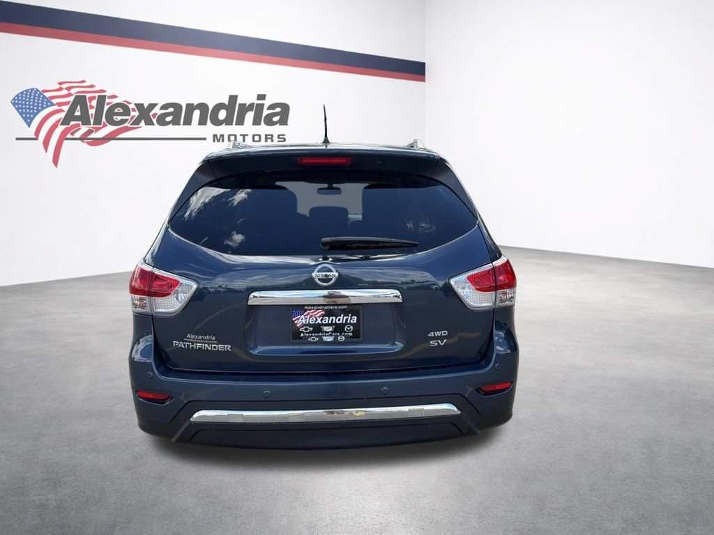 Used 2016 Nissan Pathfinder SV w/ SV Cold Weather Package AWD/4WD image 7