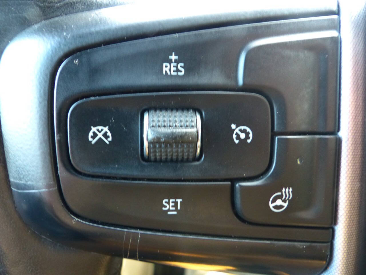 Used 2020 GMC Sierra 1500 SLT AWD/4WD image 26
