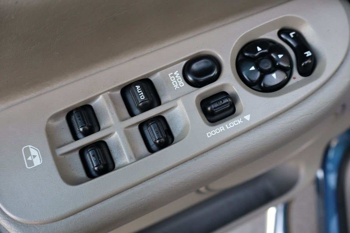 Used 2003 Dodge Ram 2500 Truck ST image 27