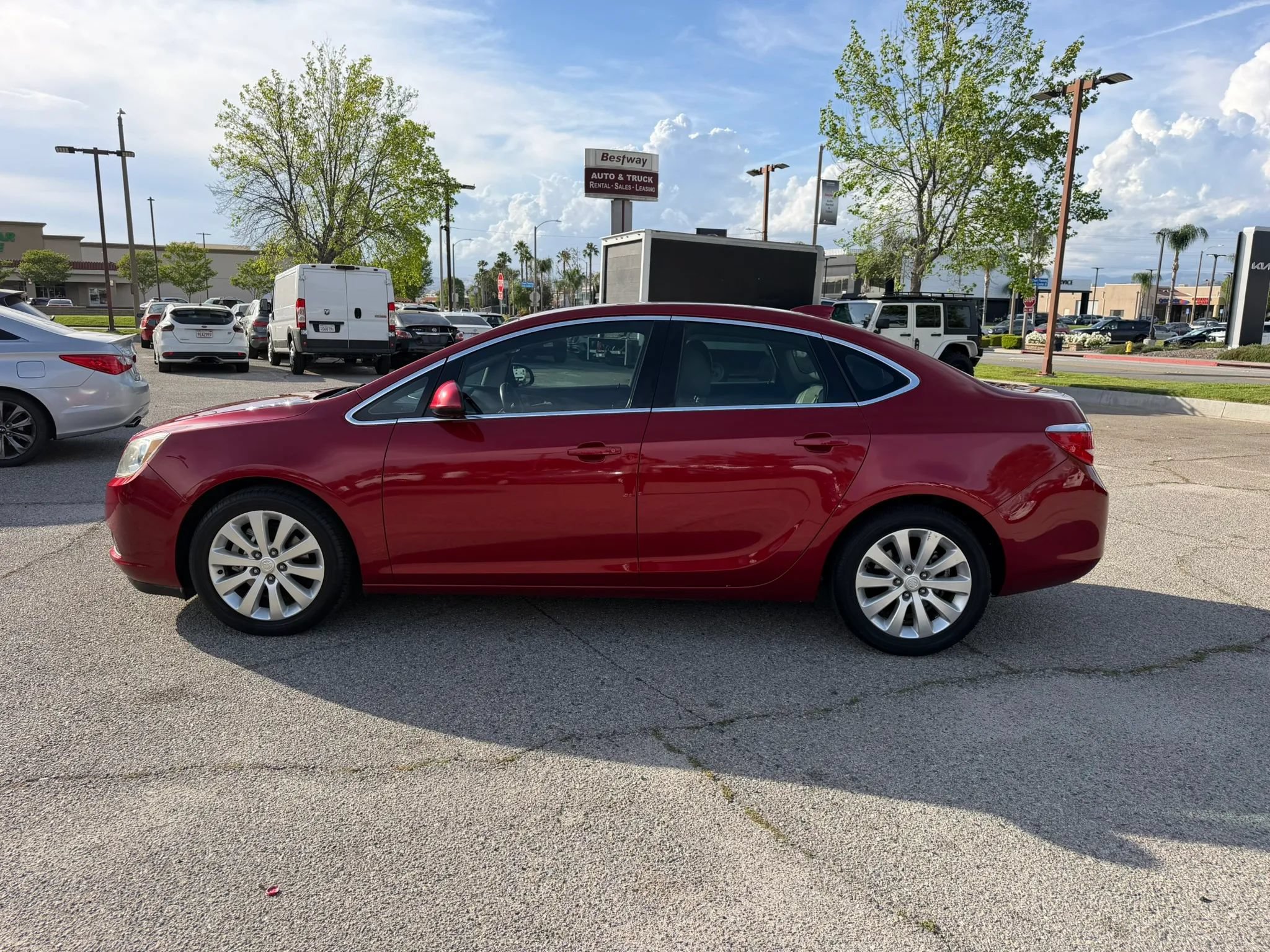 Used 2015 Buick Verano FWD image 6