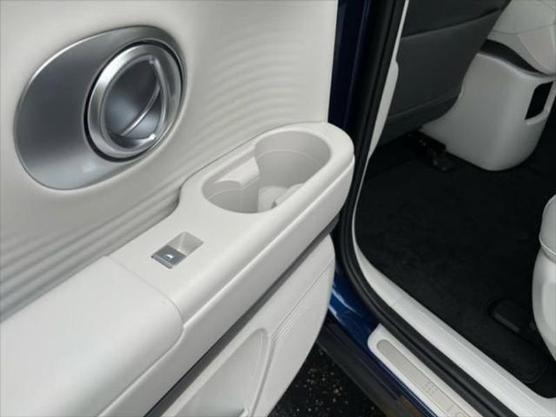 New 2026 Hyundai Ioniq 9 SEL image 26