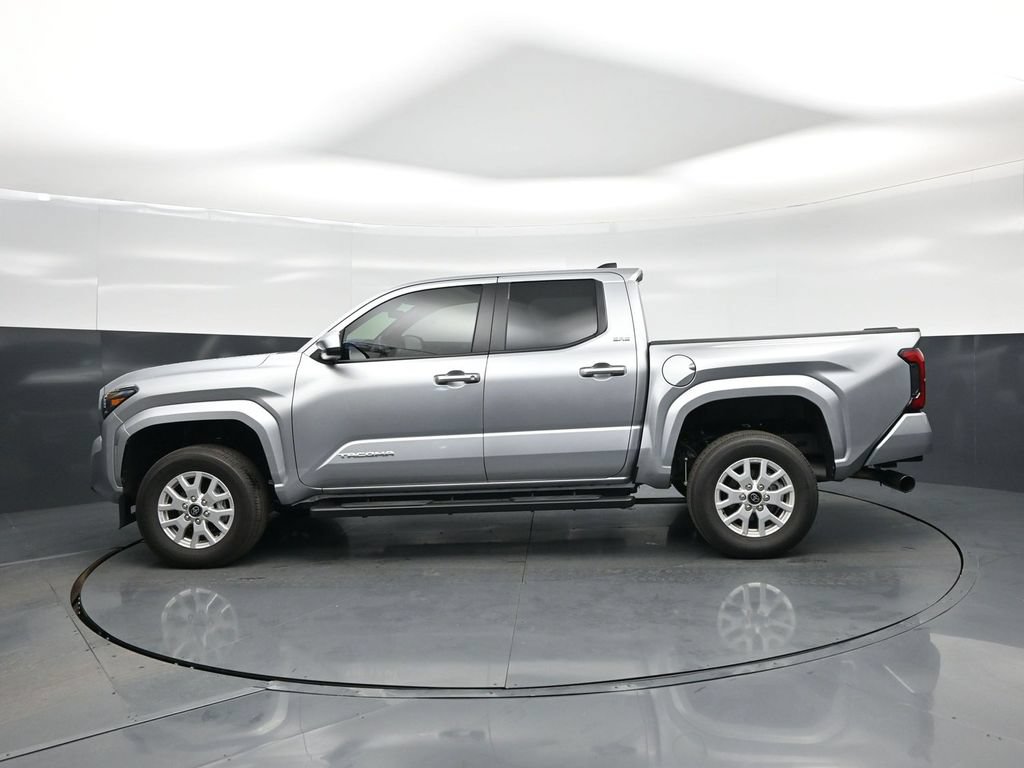 Used 2026 Toyota Tacoma SR5 RWD image 23