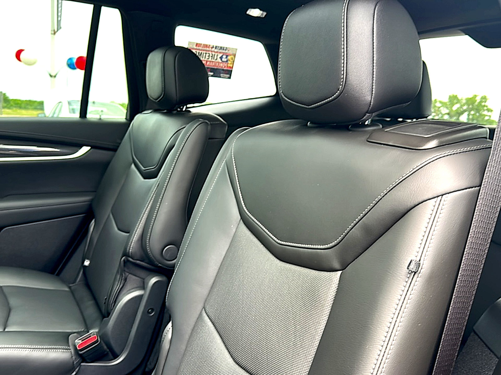 Used 2024 Cadillac XT6 Sport w/ LPO, Floor Liner Package AWD/4WD image 20