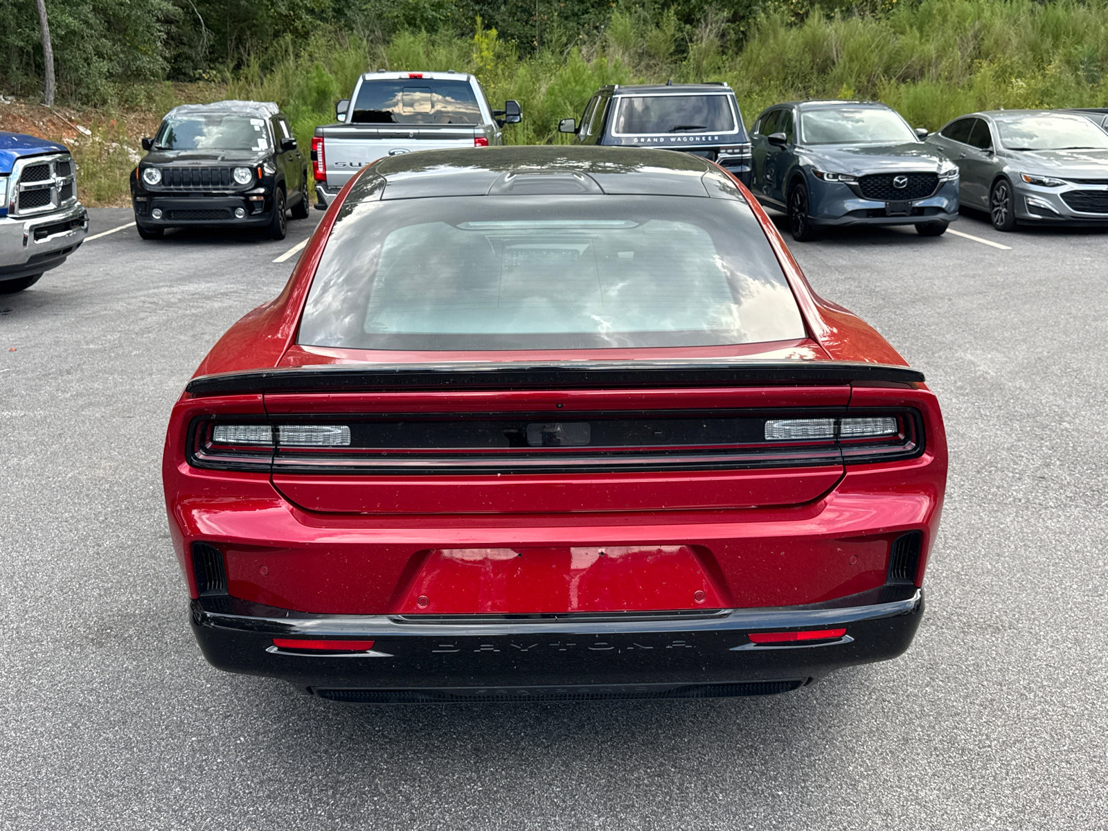 Used 2025 Dodge Charger Daytona Scat Pack w/ Track Pack AWD/4WD image 6