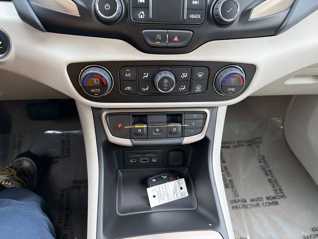 Used 2024 GMC Terrain Denali w/ Denali Premium Package AWD/4WD image 24