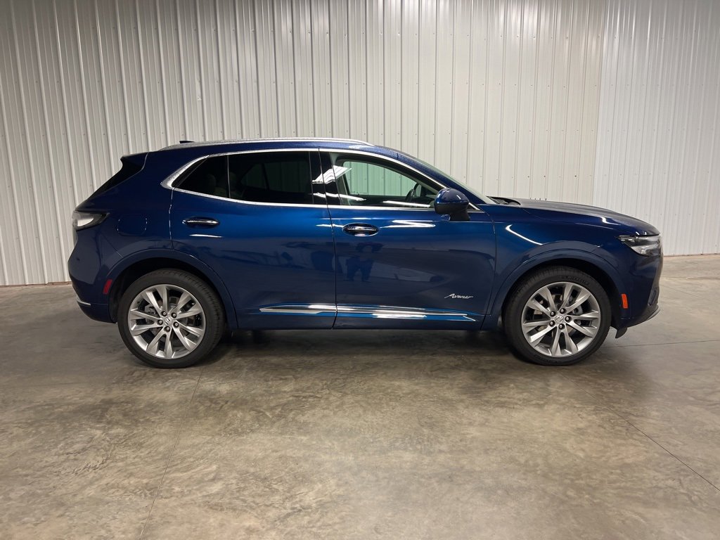 Certified 2023 Buick Envision Avenir image 2