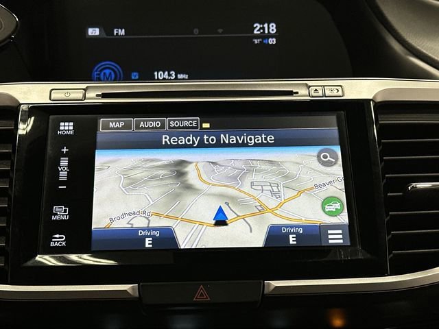 Used 2017 Honda Accord Touring image 13