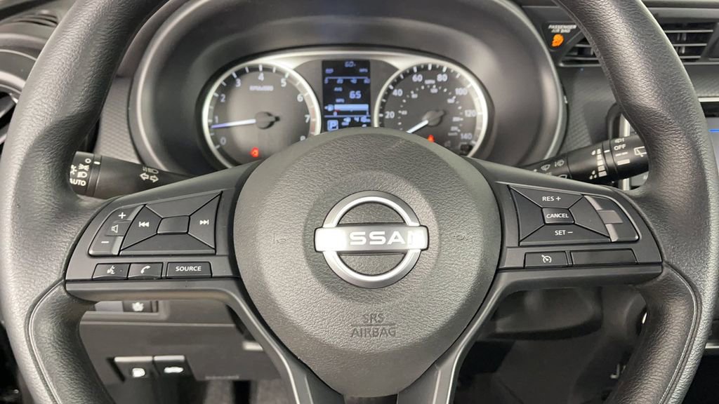 New 2025 Nissan Kicks Play S FWD image 22
