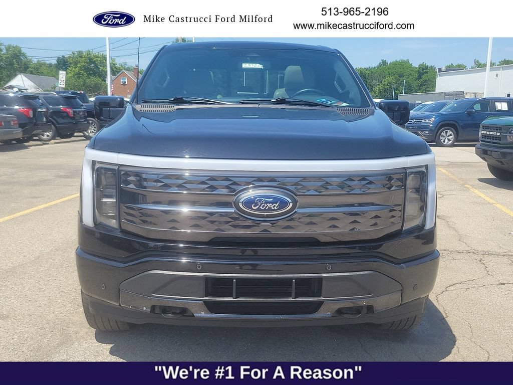 Used 2023 Ford F150 Lightning Platinum AWD/4WD image 8