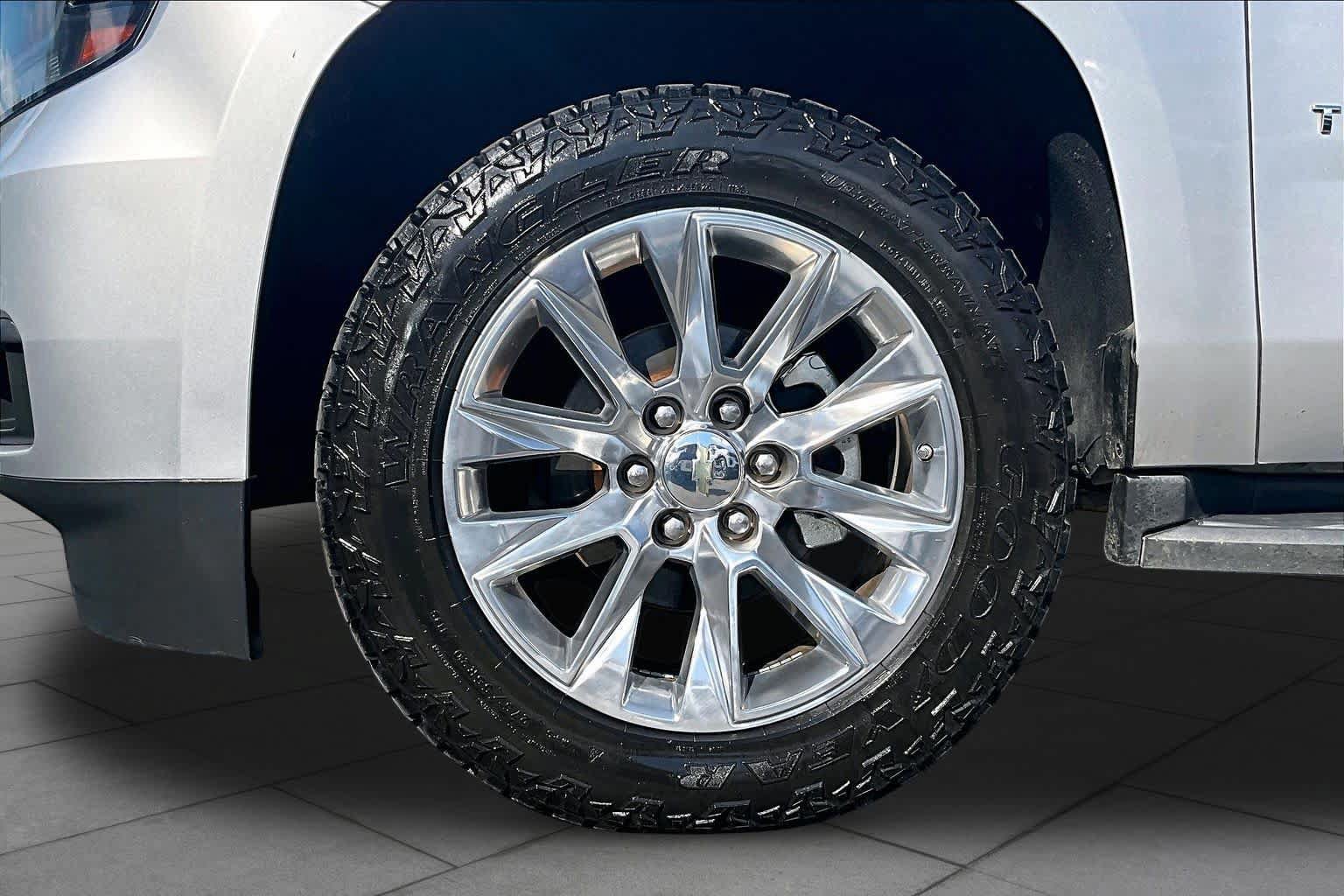 Used 2019 Chevrolet Tahoe LT AWD/4WD image 11