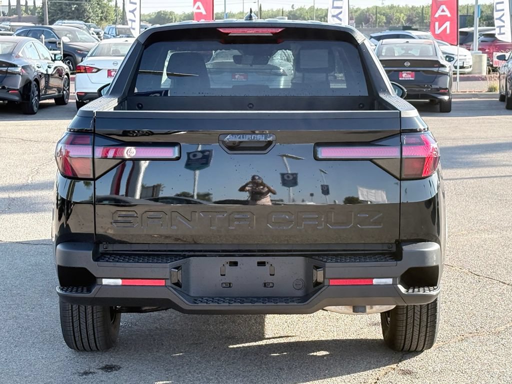 New 2026 Hyundai Santa Cruz SE FWD image 5