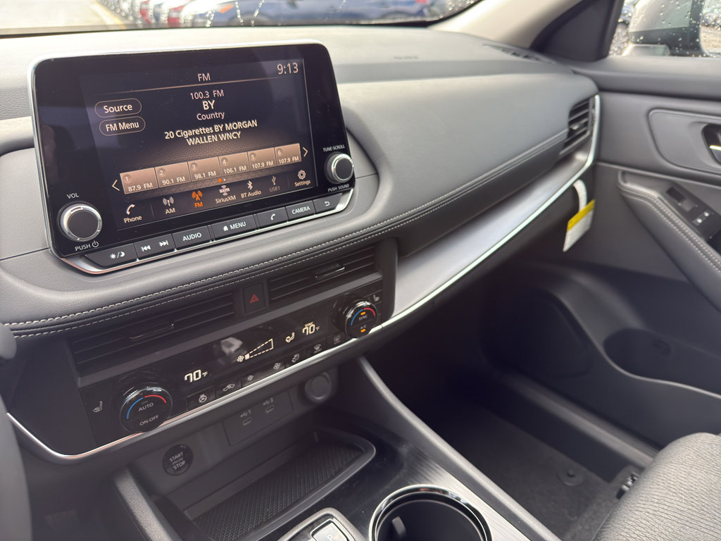 New 2026 Nissan Rogue SV AWD/4WD image 21