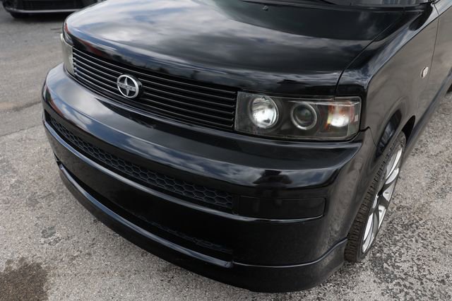 Used 2004 Scion xB FWD image 31