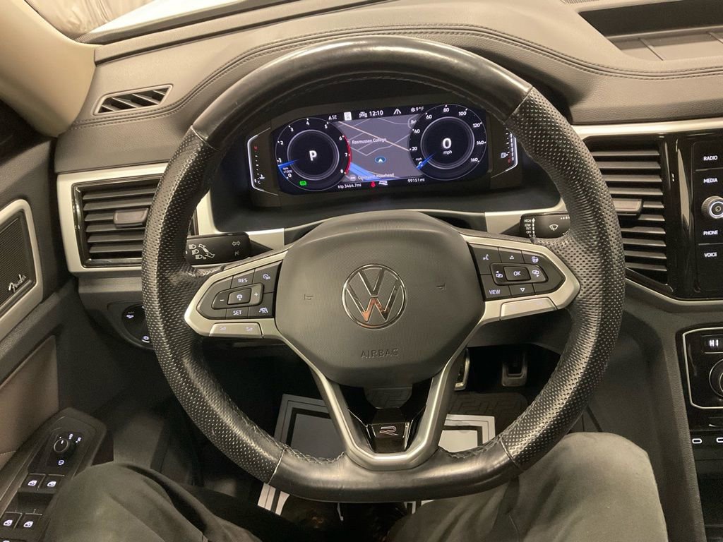 Used 2022 Volkswagen Atlas SEL Premium image 7