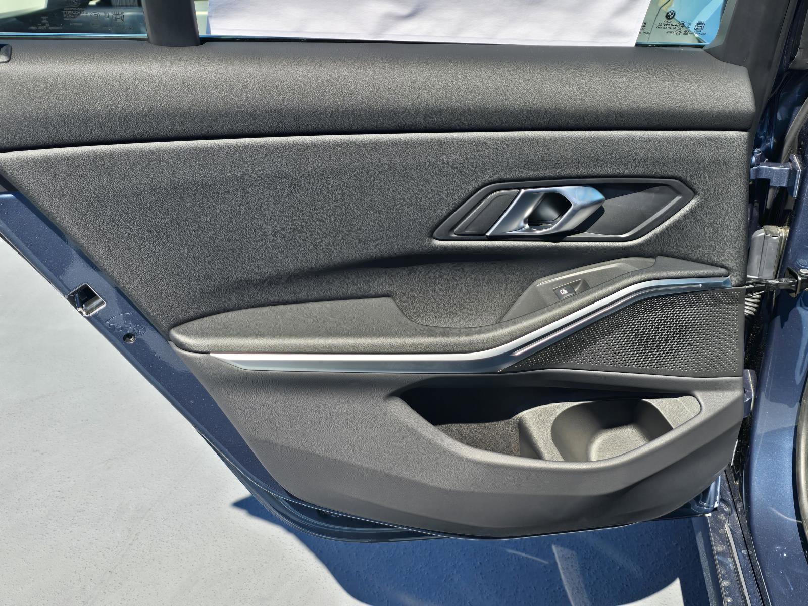 New 2026 BMW 330i Sedan w/ Convenience Package image 7