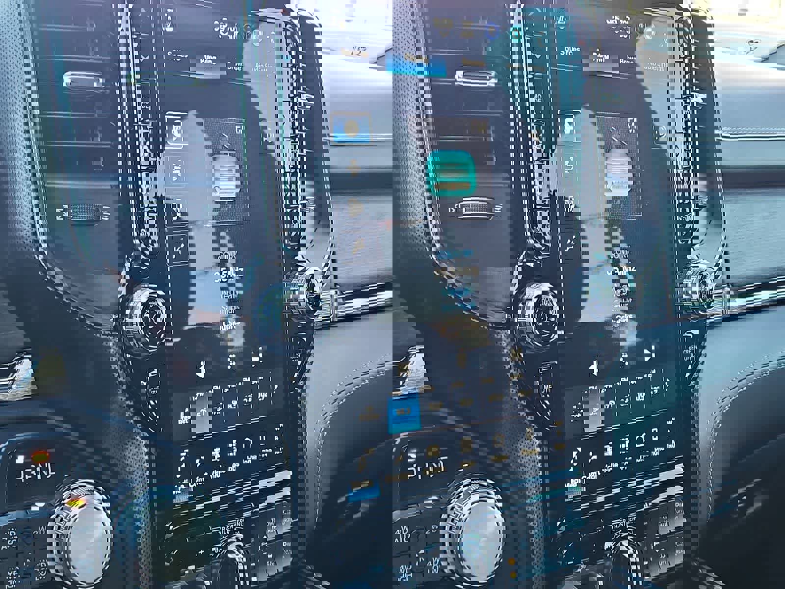 Certified 2023 RAM 1500 Limited w/ Trailer Tow Group image 30