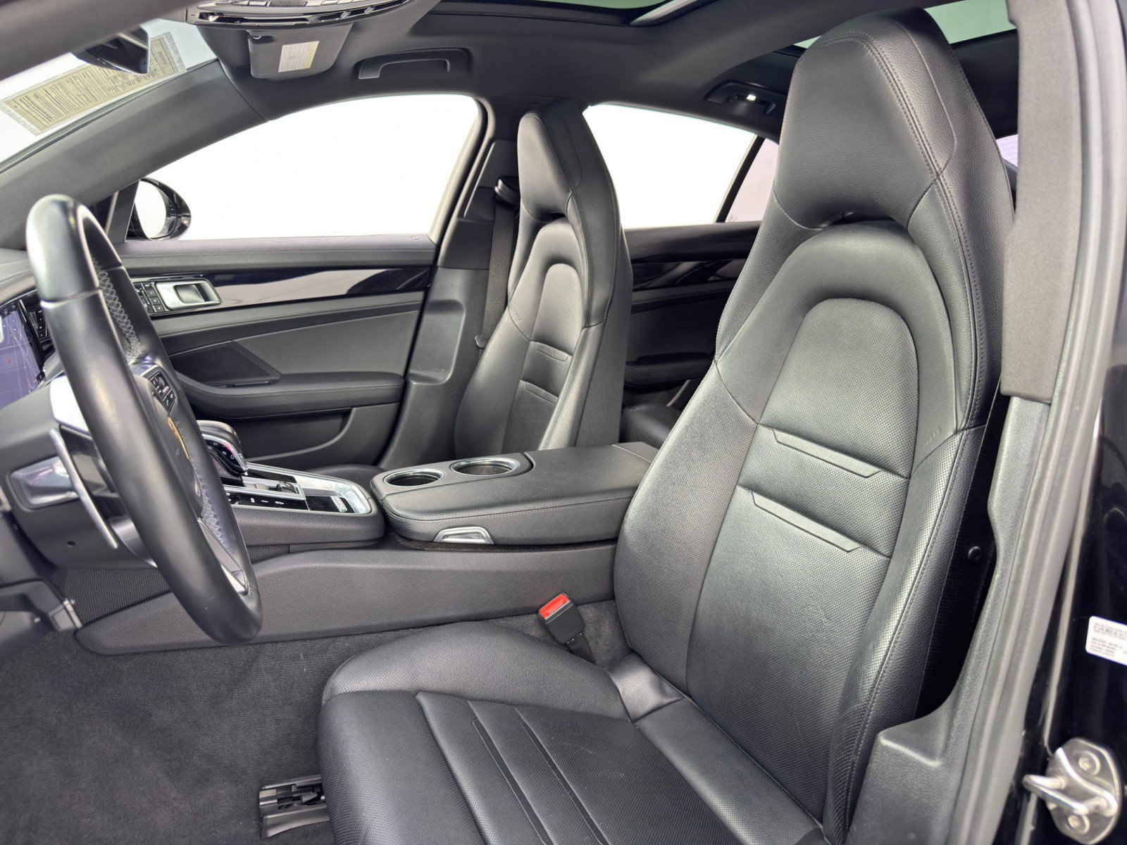 Used 2018 Porsche Panamera 4S w/ Premium Package Plus AWD/4WD image 40