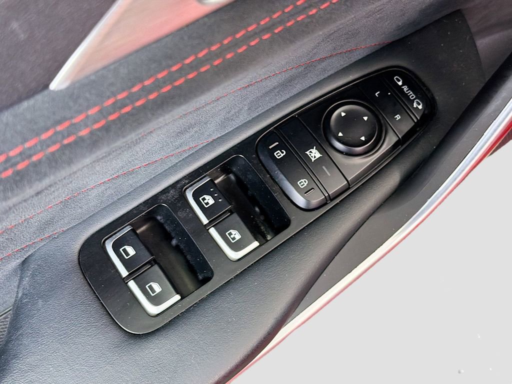 Used 2023 Kia Stinger GT2 image 19