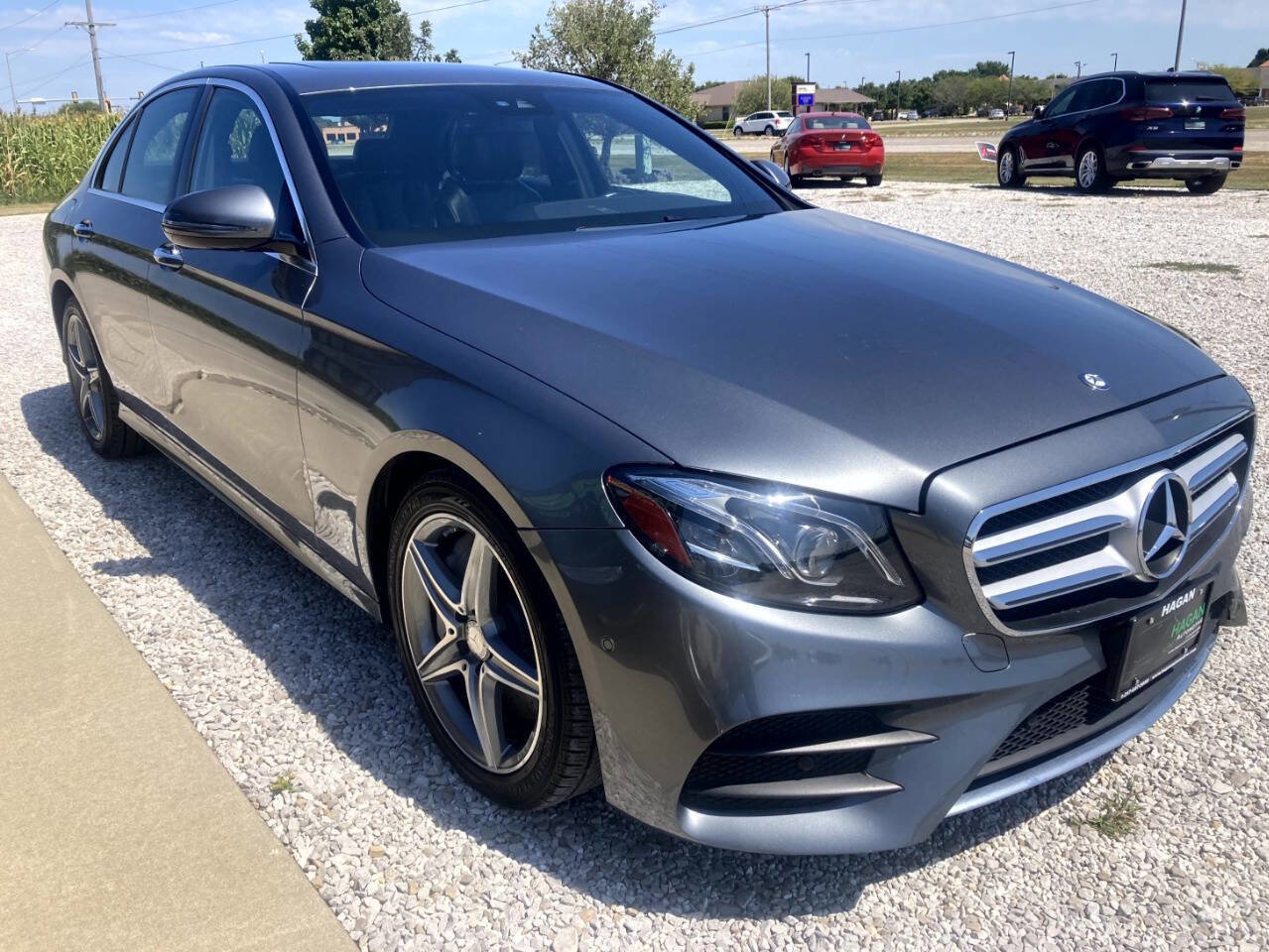 Used 2017 Mercedes-Benz E 300 4MATIC image 4