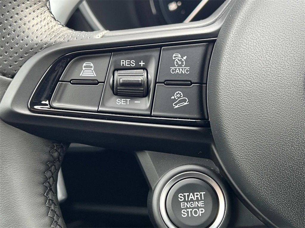 New 2025 Alfa Romeo Stelvio Sprint image 25