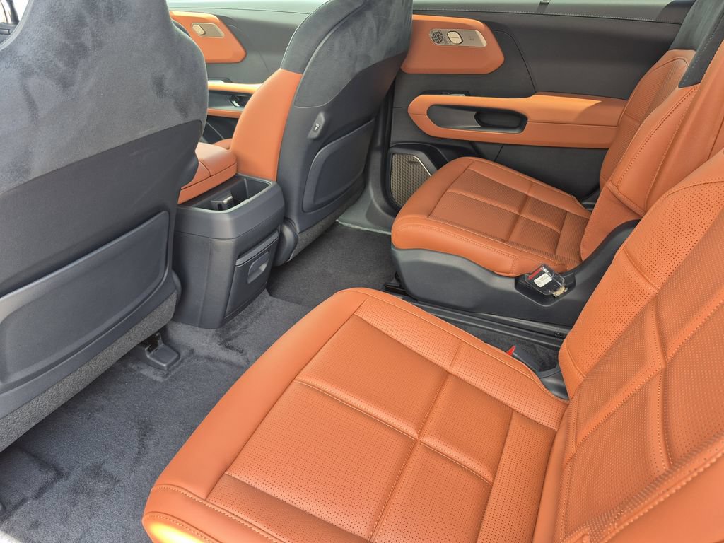 New 2027 Kia Telluride SX Prestige AWD/4WD image 12