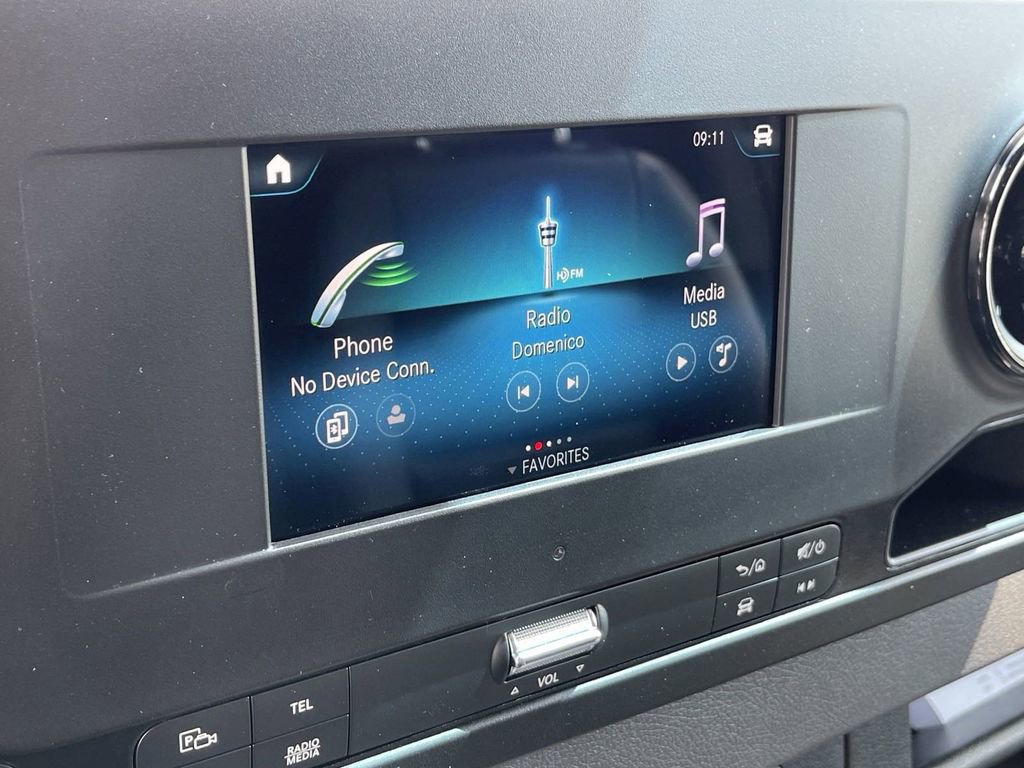 Used 2024 Mercedes-Benz Sprinter 2500 image 20