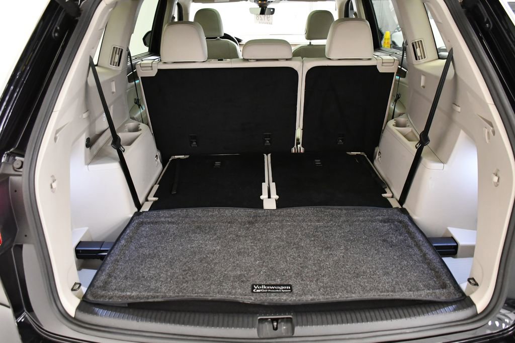 Used 2024 Volkswagen Atlas SEL Premium R-Line image 60