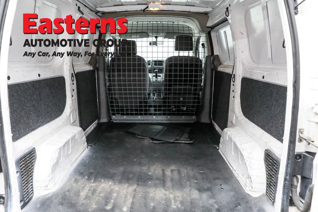 Used 2020 Nissan NV200 S image 9