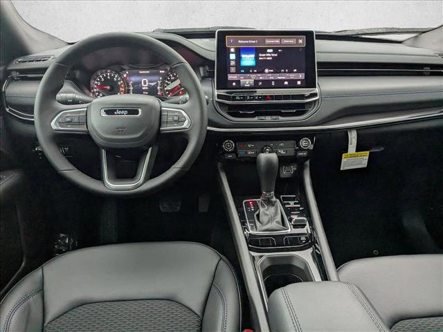 New 2026 Jeep Compass Latitude image 15