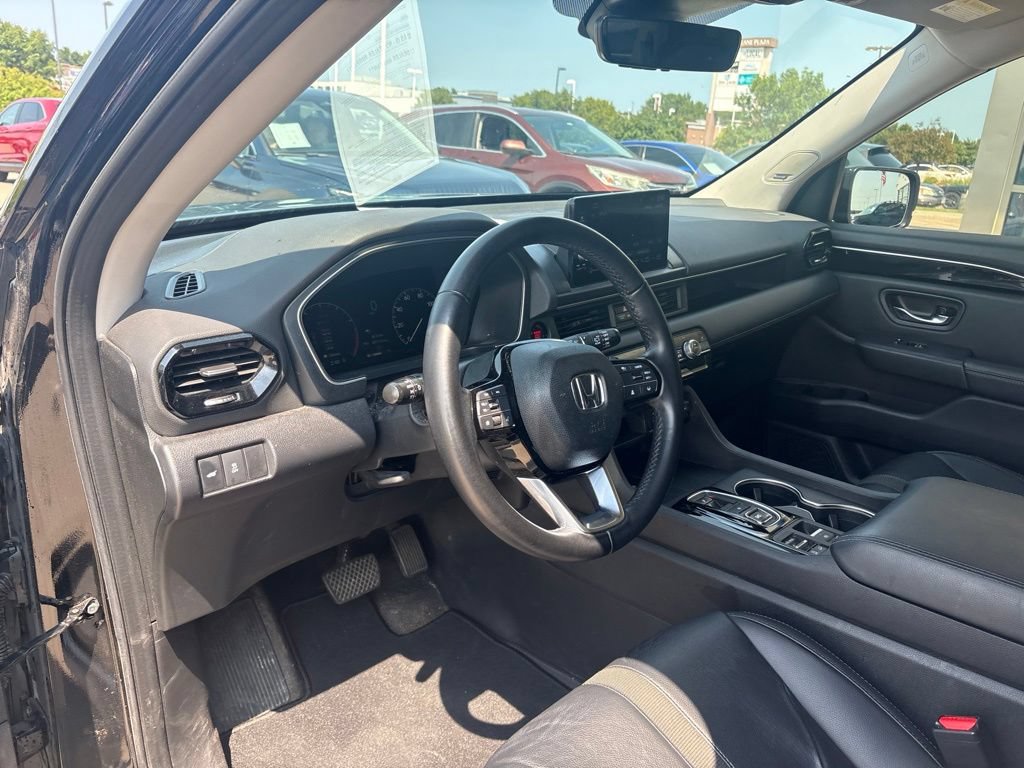 Certified 2023 Honda Pilot Touring image 11