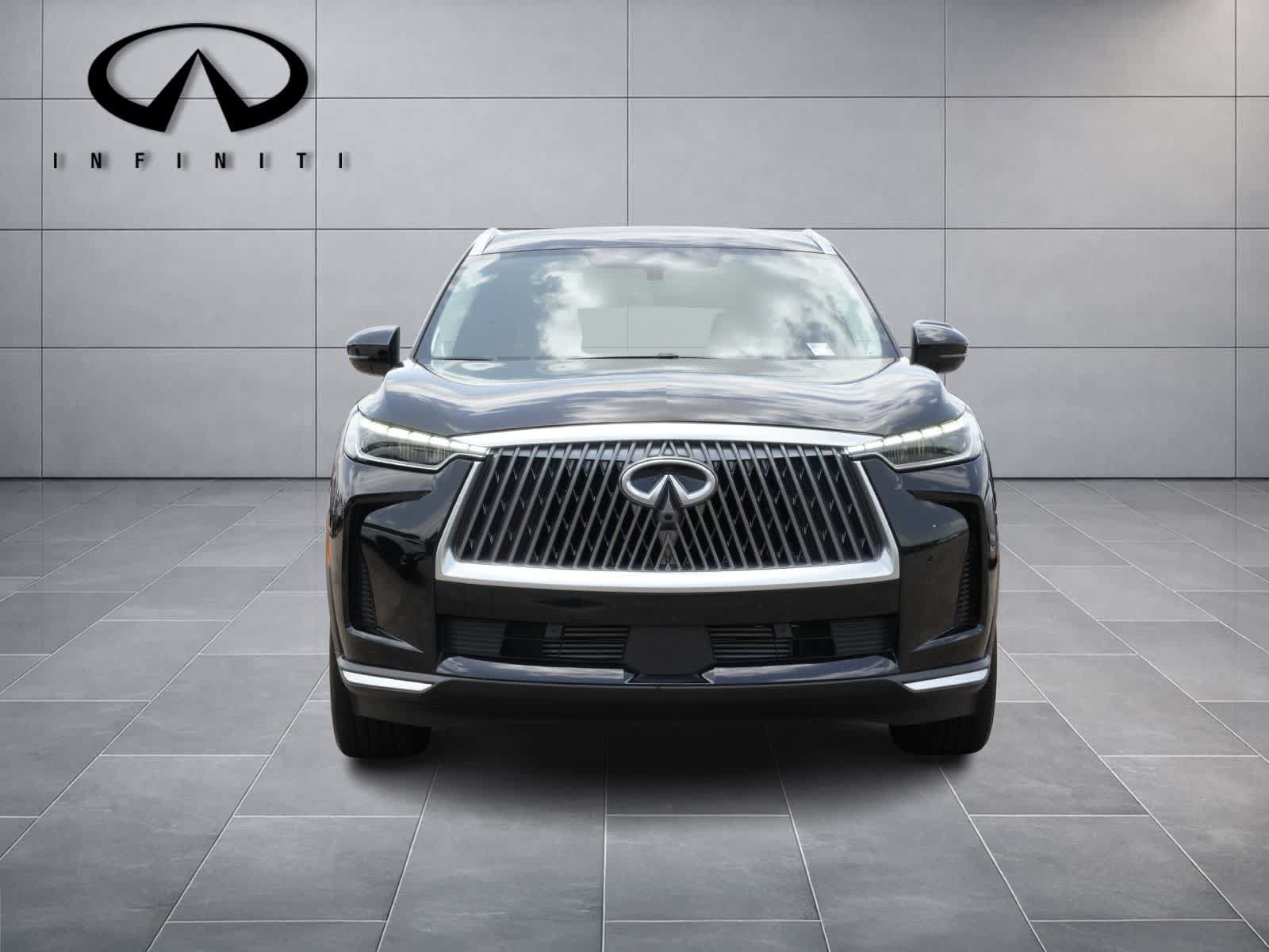 Certified 2026 INFINITI QX60 Luxe w/ Cargo Package FWD image 2