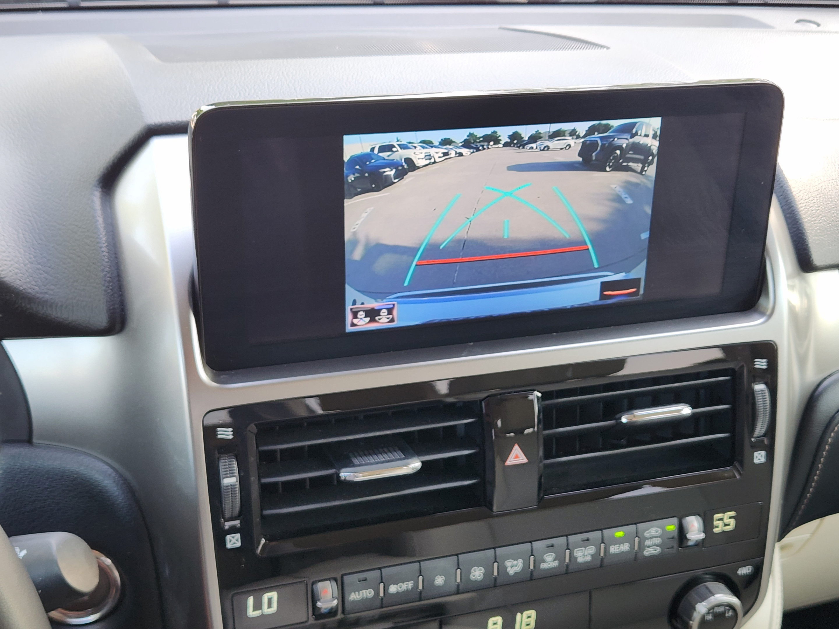 Used 2023 Lexus GX 460 Premium w/ Premium Package AWD/4WD image 10
