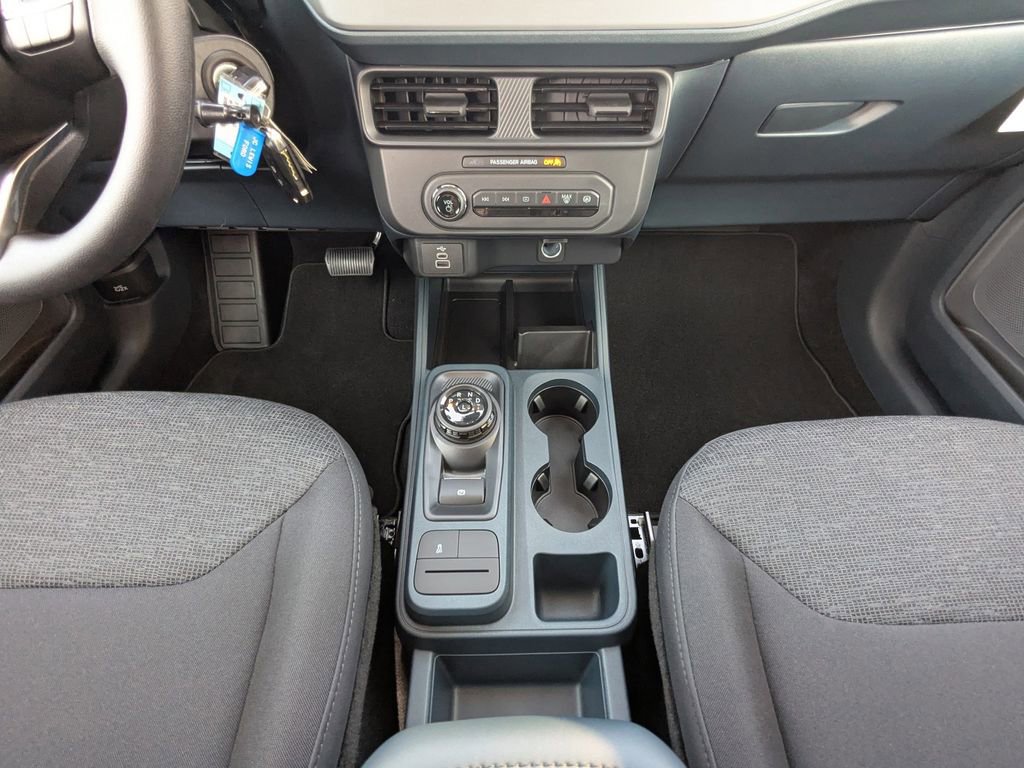 New 2025 Ford Maverick XL image 25