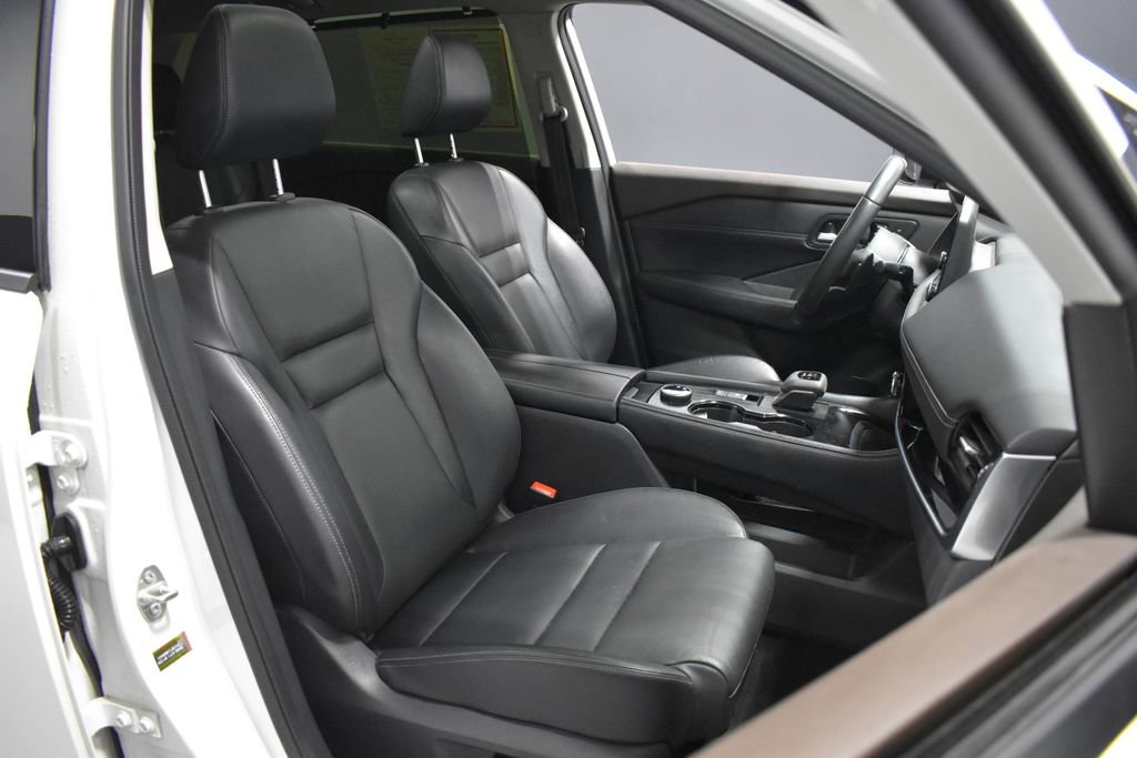 Certified 2023 Nissan Rogue SL w/ SL Premium Package image 14