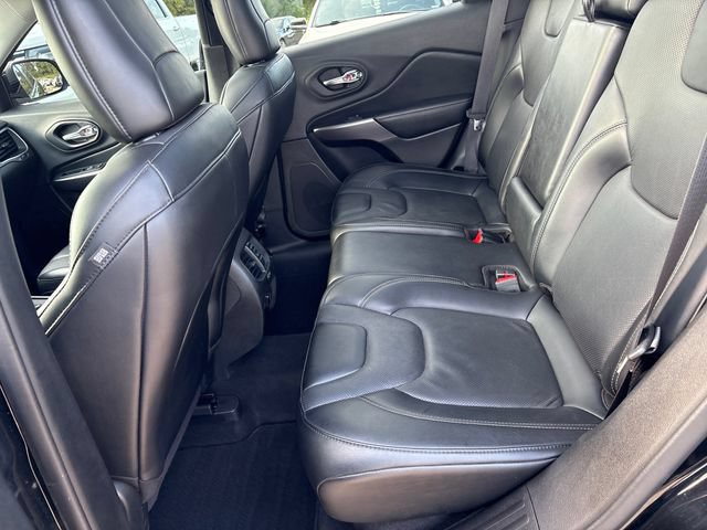 Used 2022 Jeep Cherokee Latitude Lux w/ Sun & Sound Group AWD/4WD image 21