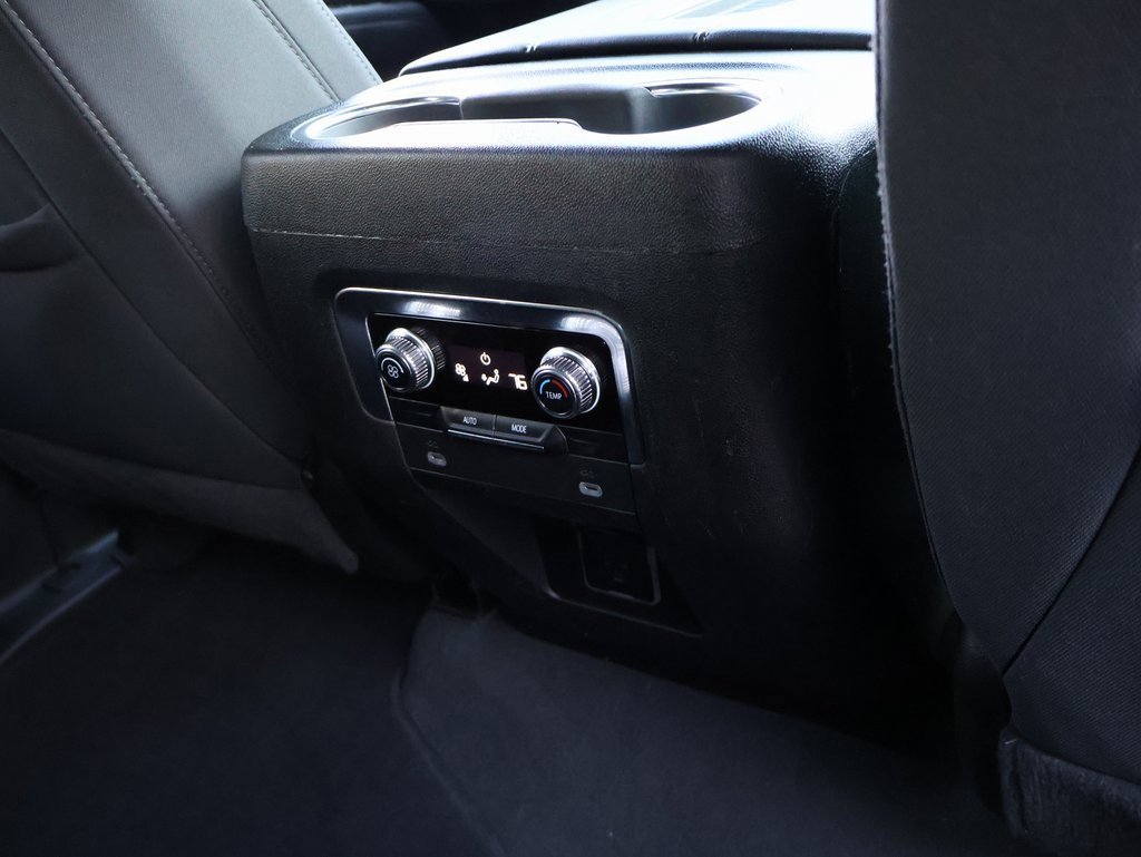 Certified 2024 GMC Yukon XL SLE w/ Gmc Pro Safety Plus Package image 19