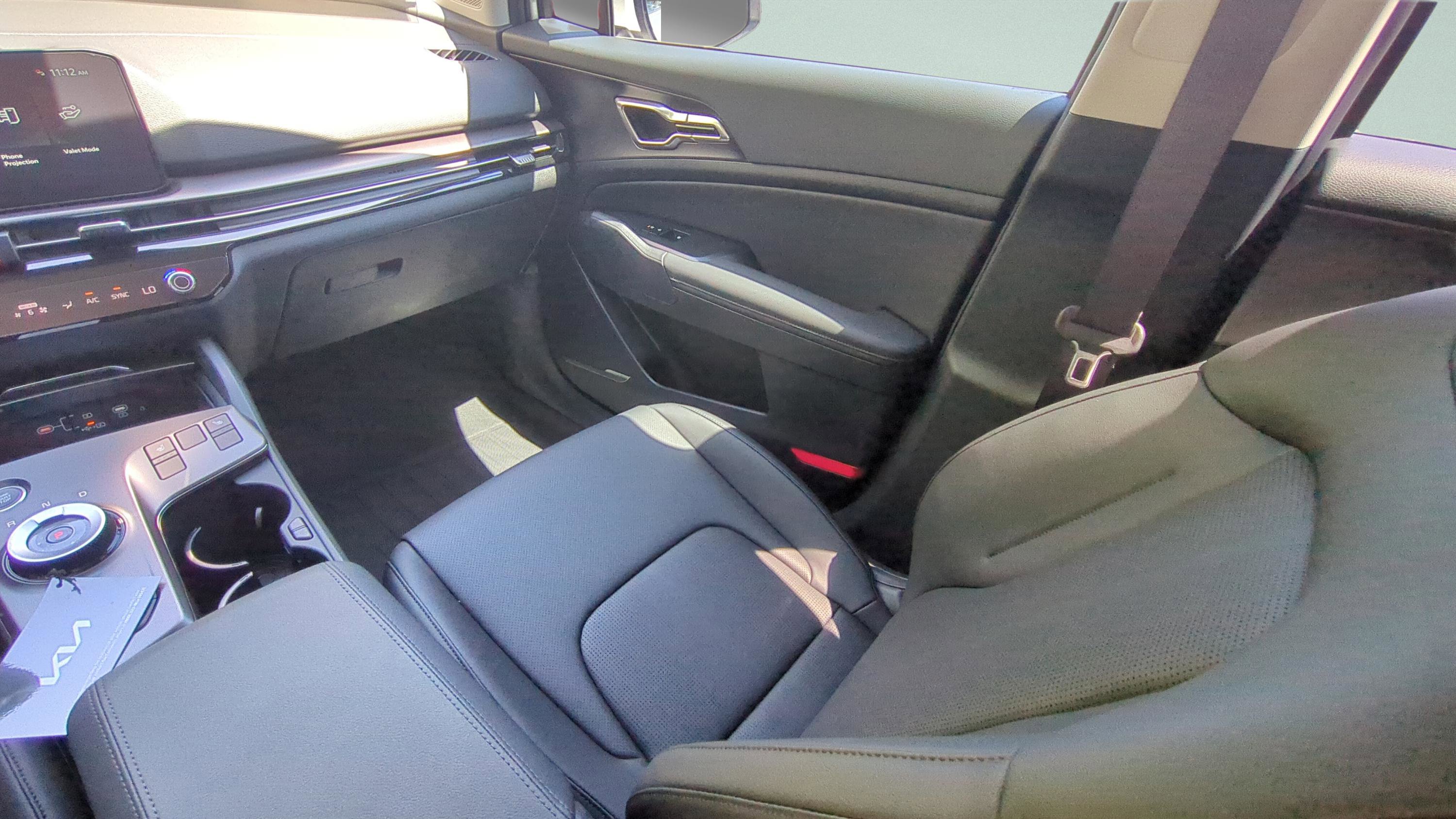 New 2026 Kia Sportage EX image 16