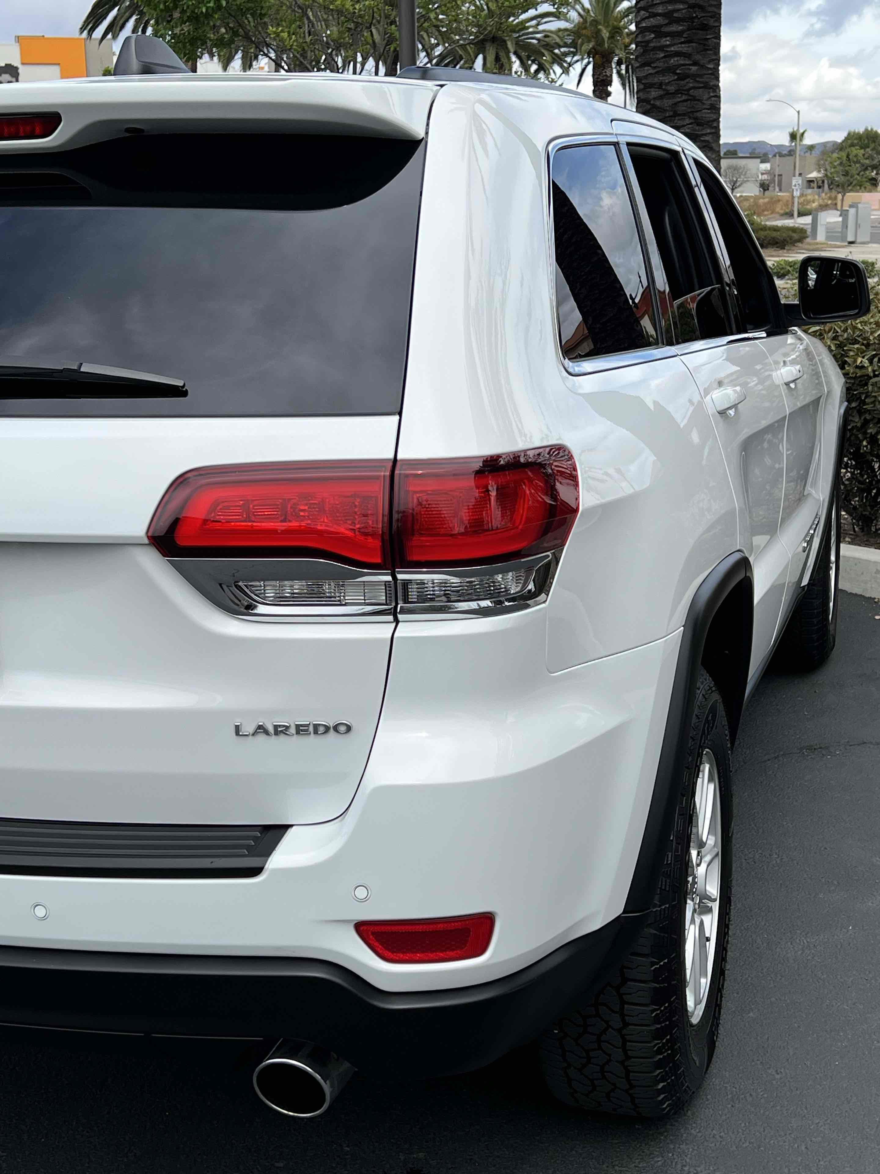Used 2020 Jeep Grand Cherokee Laredo image 52