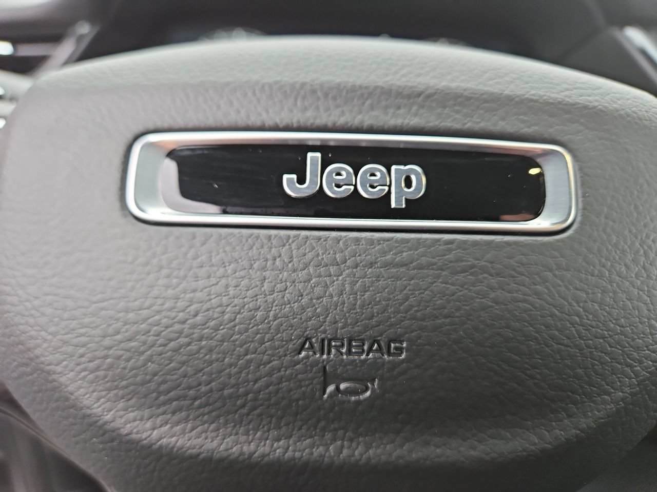 New 2026 Jeep Grand Cherokee Altitude AWD/4WD image 21