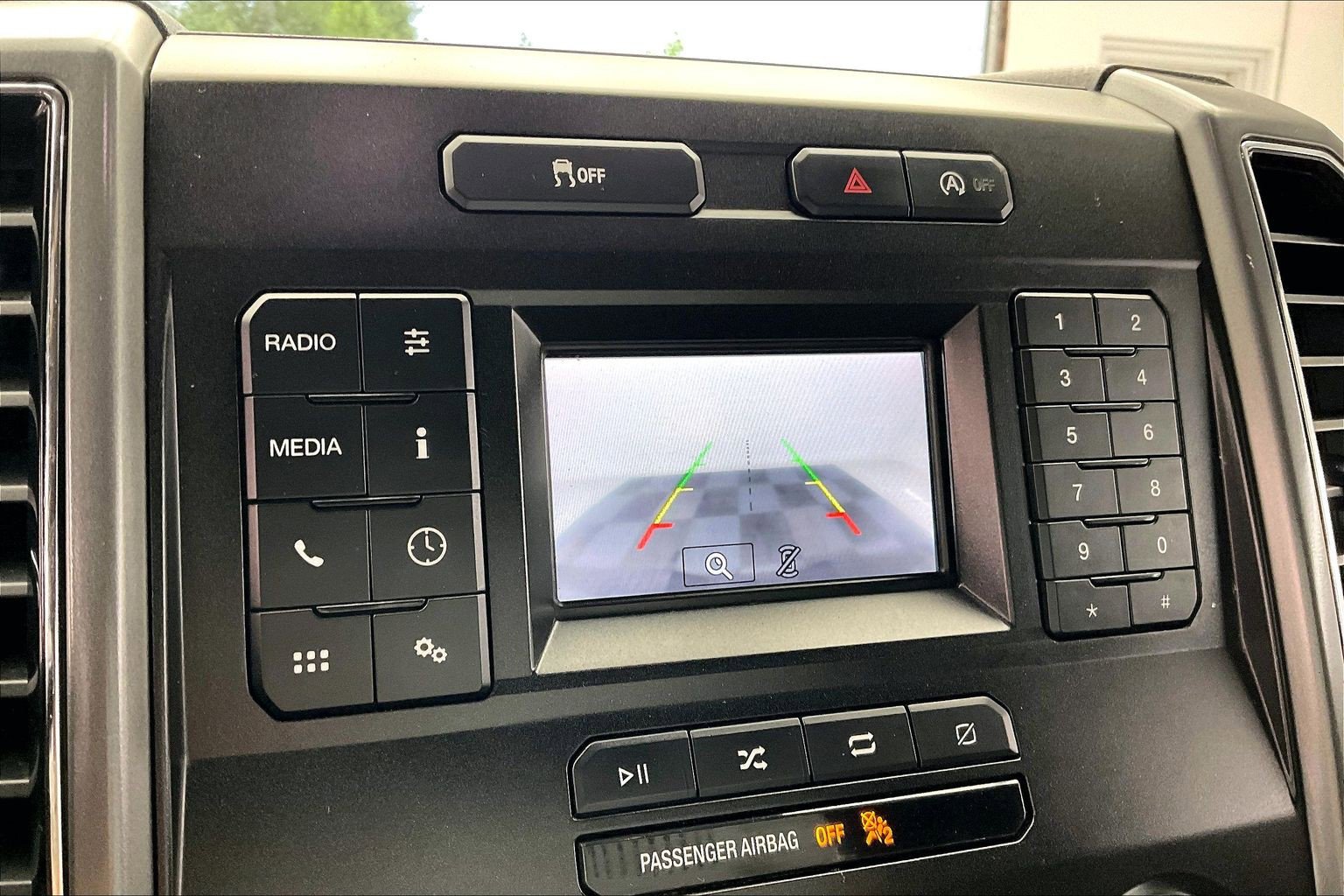 Used 2018 Ford F150 XLT AWD/4WD image 22