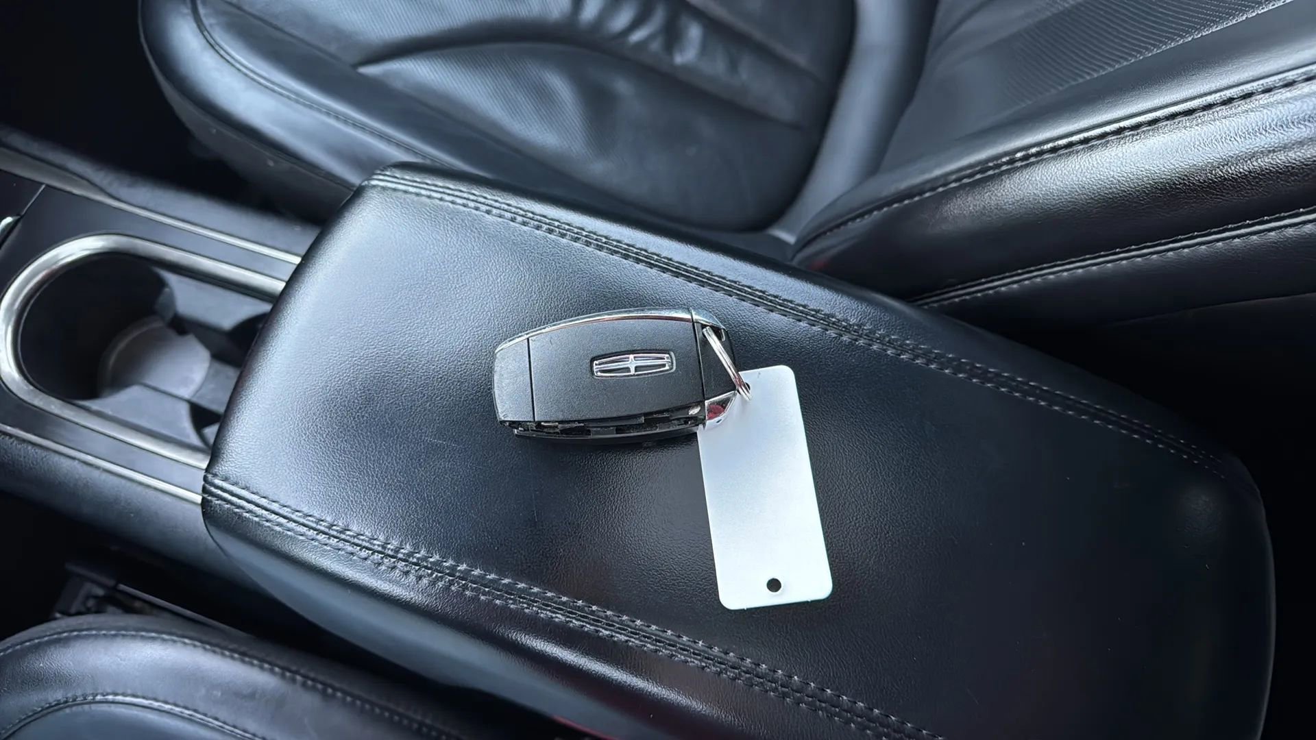 Used 2017 Lincoln MKC Reserve image 37