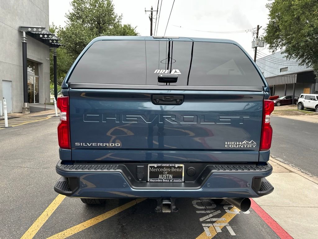 Used 2024 Chevrolet Silverado 2500 High Country w/ Technology Package AWD/4WD image 6