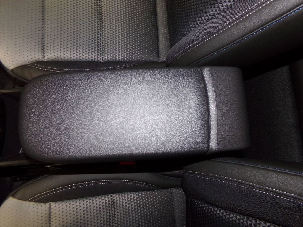 New 2025 Chevrolet Trax LT w/ Driver Confidence Package image 19