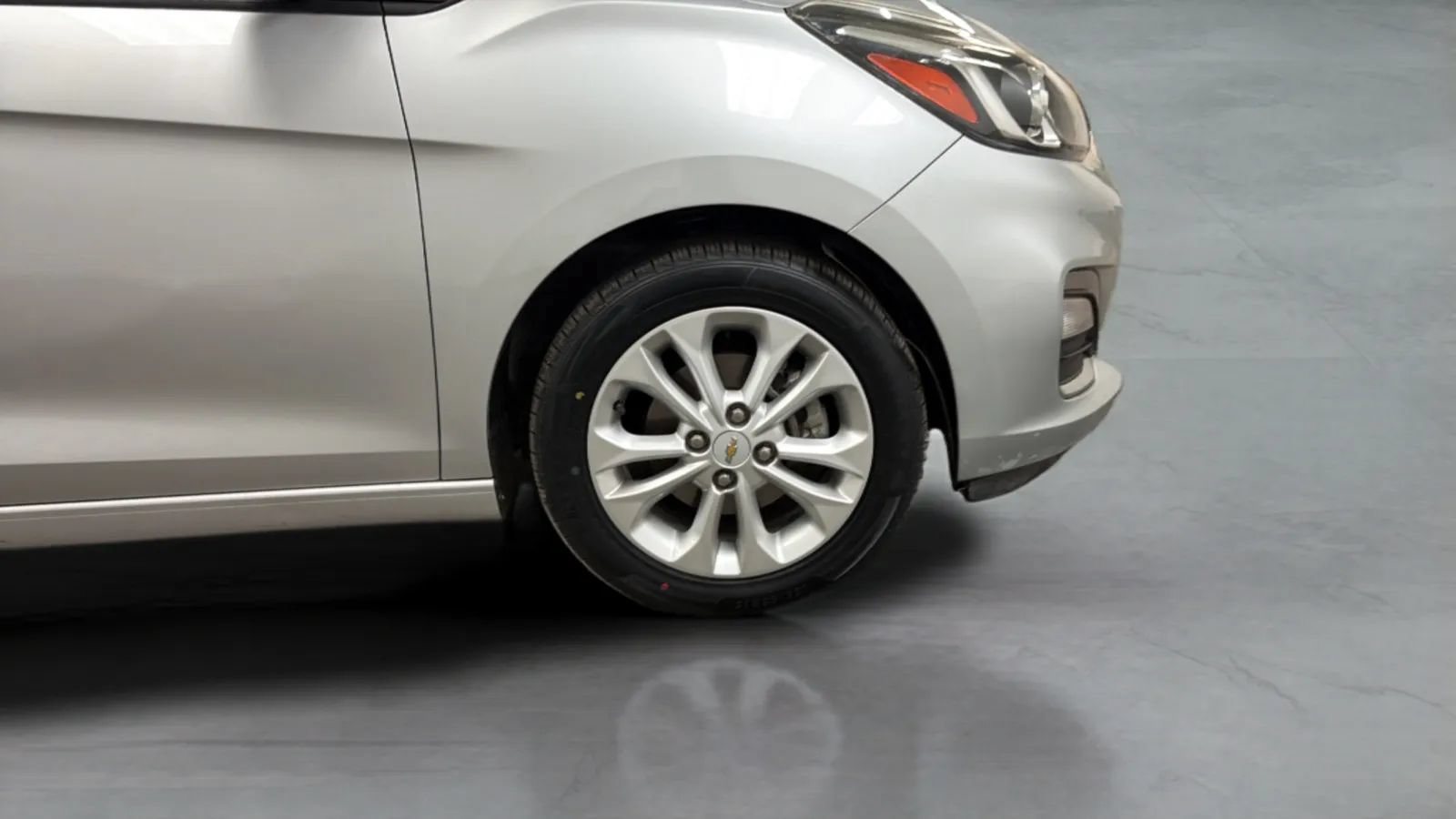 Used 2021 Chevrolet Spark LT FWD image 23