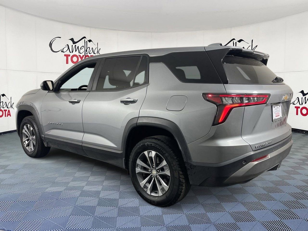 Used 2025 Chevrolet Equinox LT image 5