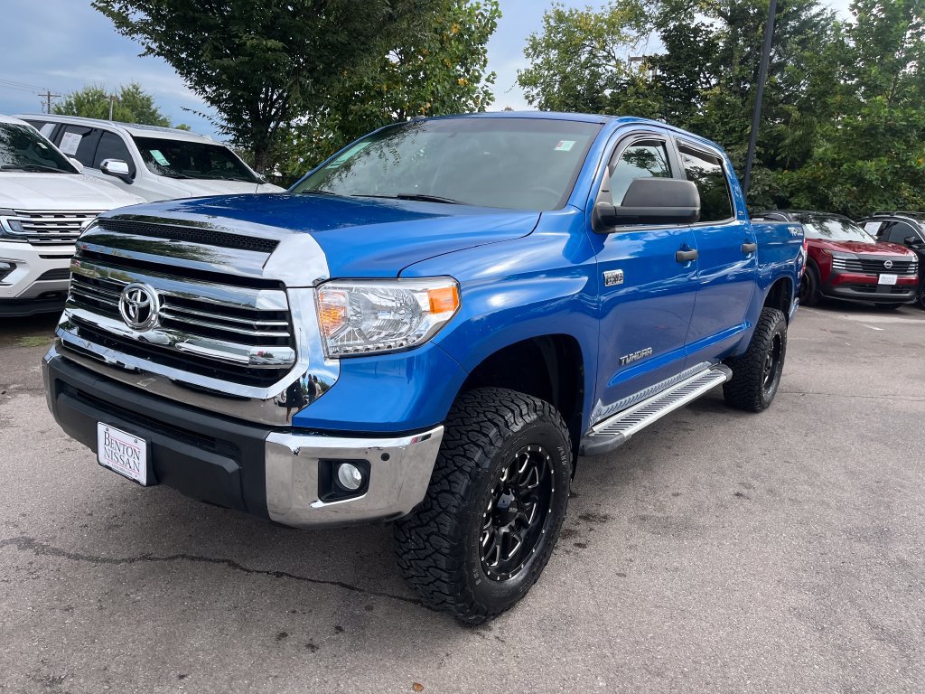 Used 2017 Toyota Tundra SR5 w/ TRD Off Road Package AWD/4WD image 5