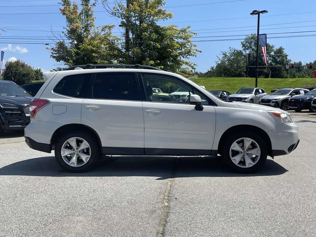 Used 2016 Subaru Forester 2.5i Limited AWD/4WD image 6