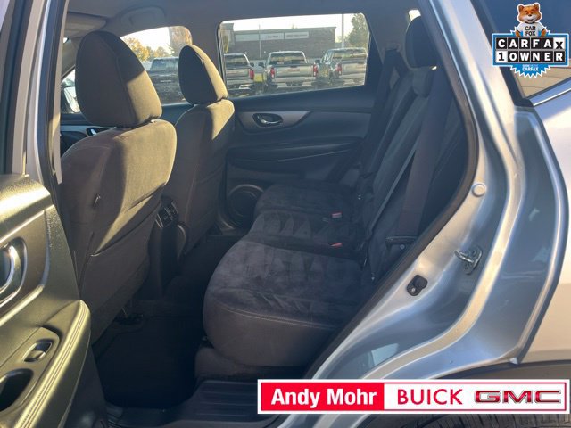 Used 2015 Nissan Rogue SV w/ SV Premium Package AWD/4WD image 34